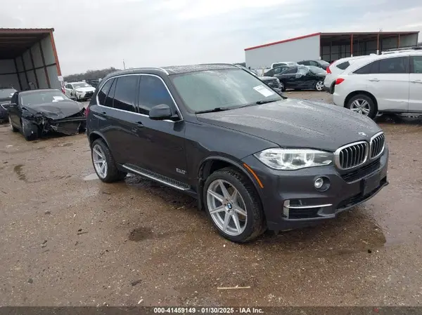 5UXKR2C5XJ0Z15584 2018 BMW X5 - Image 1