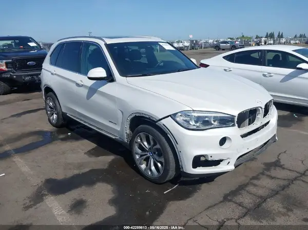 5UXKR2C5XJ0Z15973 2018 BMW X5 - Image 1