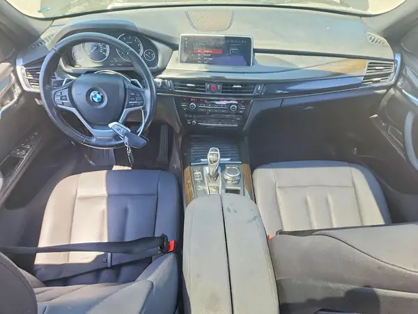 5UXKR2C5XJ0Z19425 2018 BMW X5 - Image 8