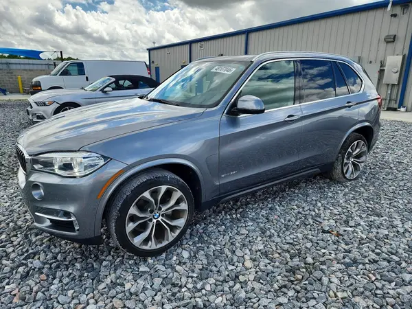 5UXKR2C5XJ0Z19800 2018 BMW X5 - Image 1