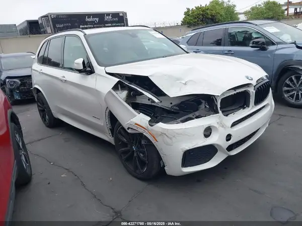 5UXKR6C30H0U12940 2017 BMW X5 - Image 1