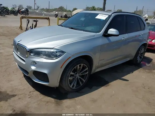5UXKR6C30H0U13585 2017 BMW X5 - Image 2