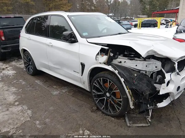 5UXKR6C31H0J84947 2017 BMW X5 - Image 1