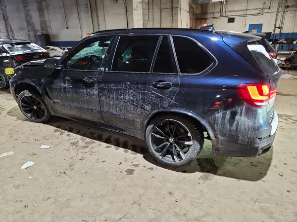 5UXKR6C31H0U13546 2017 BMW X5 - Image 2