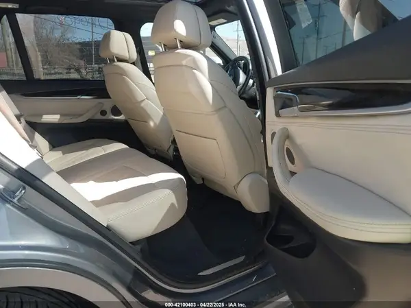 5UXKR6C34H0J85459 2017 BMW X5 - Image 8