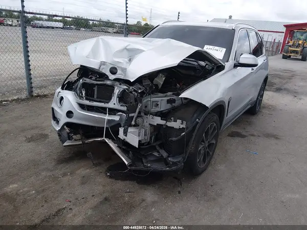 5UXKR6C34H0U13041 2017 BMW X5 - Image 2