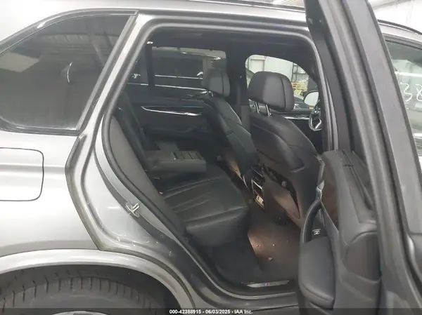 5UXKR6C36H0J84961 2017 BMW X5 - Image 8