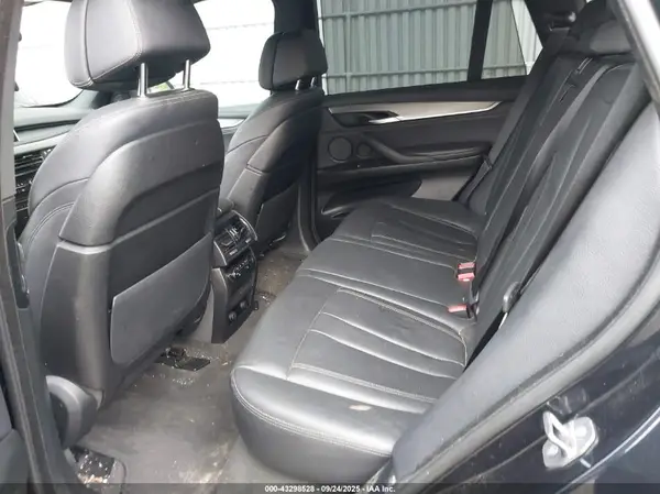 5UXKR6C36H0J85172 2017 BMW X5 - Image 8