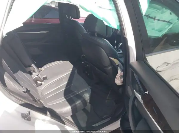 5UXKR6C38H0U13298 2017 BMW X5 - Image 8