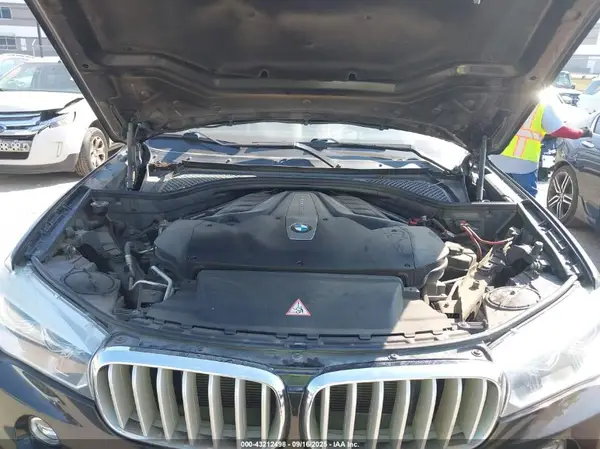 5UXKR6C50G0J80114 2016 BMW X5 - Image 8