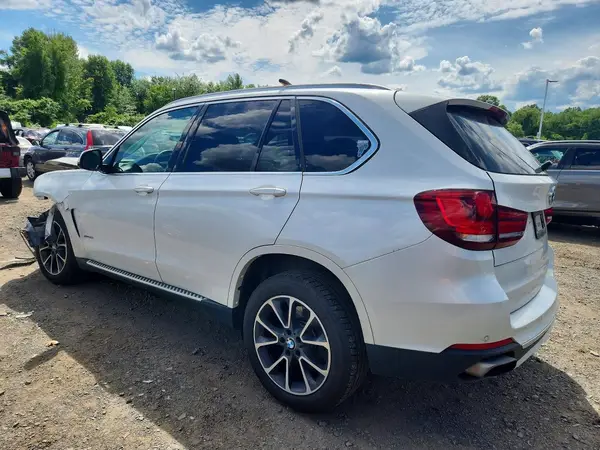 5UXKR6C50H0J84715 2017 BMW X5 - Image 2