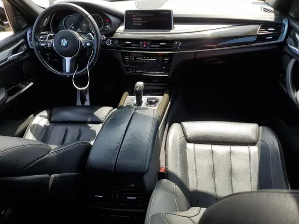 5UXKR6C50J0U14940 2018 BMW X5 - Image 8