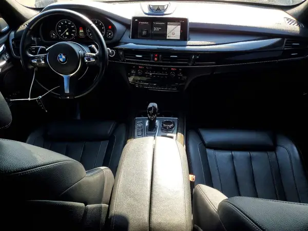 5UXKR6C50J0U14954 2018 BMW X5 - Image 8