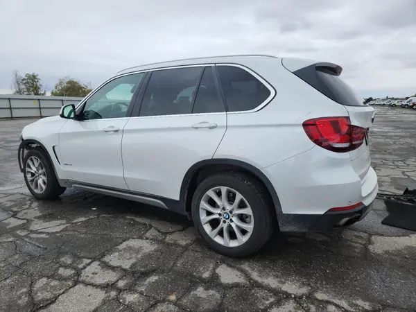 5UXKR6C50J0U15067 2018 BMW X5 - Image 2
