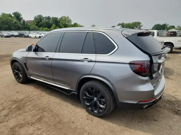 5UXKR6C52G0J80826 2016 BMW X5 - Image 2