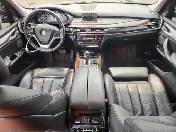 5UXKR6C52G0J80826 2016 BMW X5 - Image 8