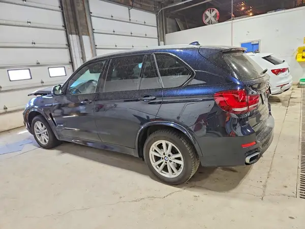 5UXKR6C52H0J83811 2017 BMW X5 - Image 2
