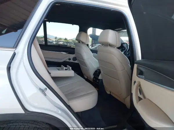 5UXKR6C52H0J84652 2017 BMW X5 - Image 8