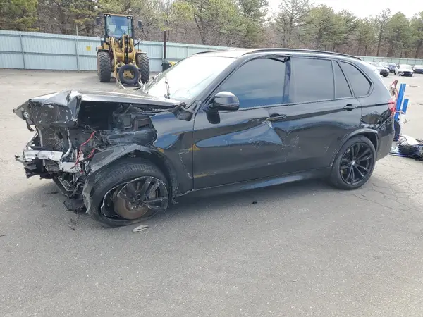5UXKR6C52J0U14678 2018 BMW X5 - Image 1