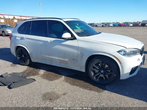 5UXKR6C52J0U14695 2018 BMW X5 - Image 1