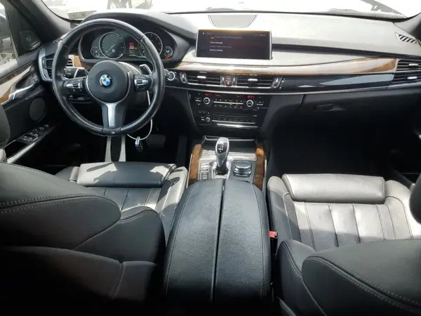 5UXKR6C52J0U15748 2018 BMW X5 - Image 8