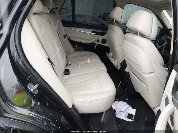 5UXKR6C54G0J80682 2016 BMW X5 - Image 8