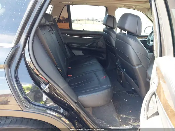 5UXKR6C56G0J80022 2016 BMW X5 - Image 8