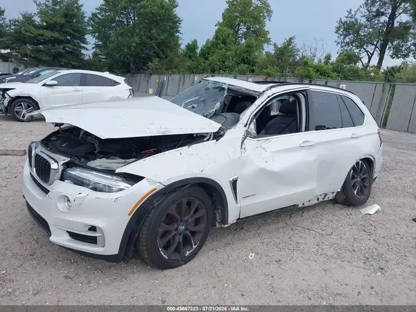 5UXKR6C56G0J81722 2016 BMW X5 - Image 2