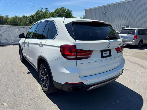 5UXKR6C56J0U15090 2018 BMW X5 - Image 2