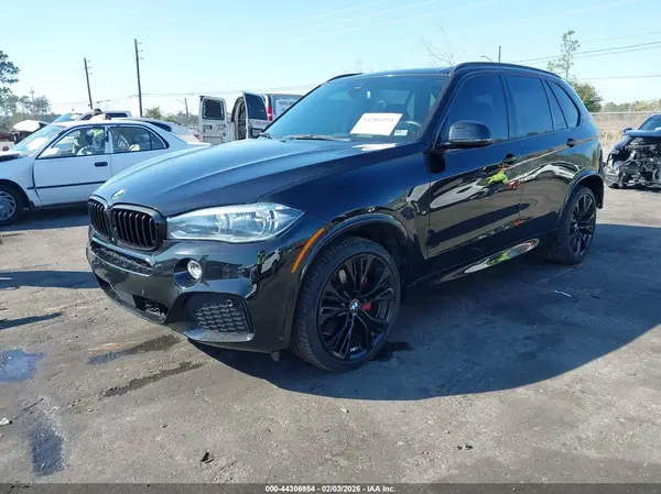5UXKR6C56JL069217 2018 BMW X5 - Image 2