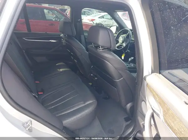 5UXKR6C56JL069511 2018 BMW X5 - Image 8
