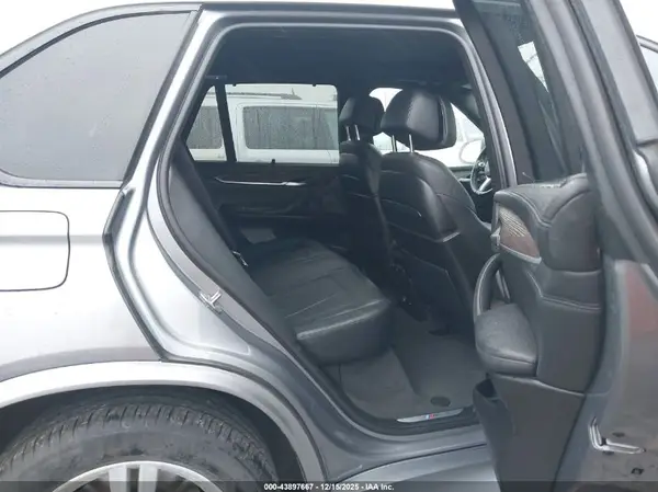 5UXKR6C57G0J81857 2016 BMW X5 - Image 8