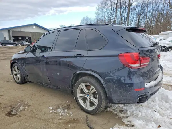 5UXKR6C57G0J82359 2016 BMW X5 - Image 2