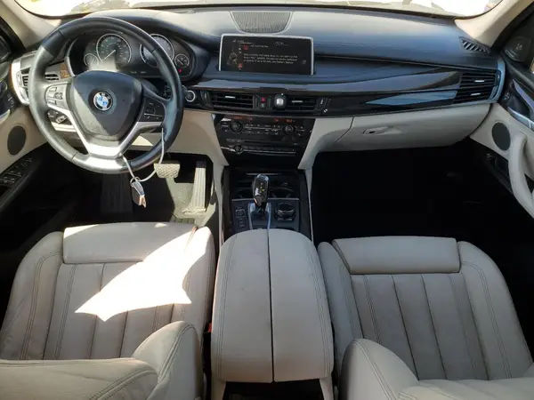 5UXKR6C57G0J82989 2016 BMW X5 - Image 8