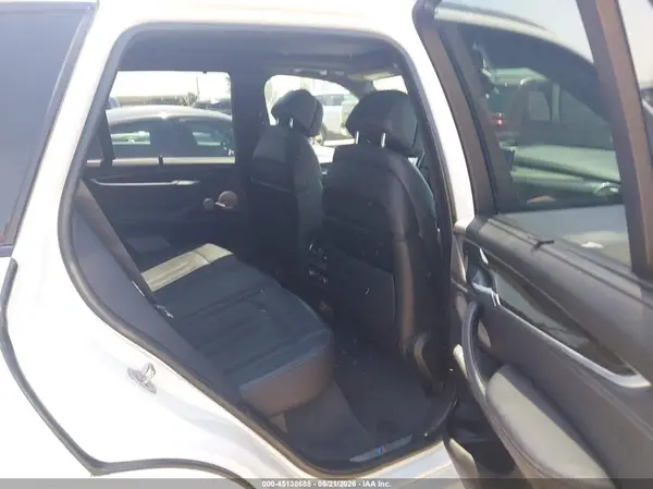 5UXKR6C57J0U14384 2018 BMW X5 - Image 8