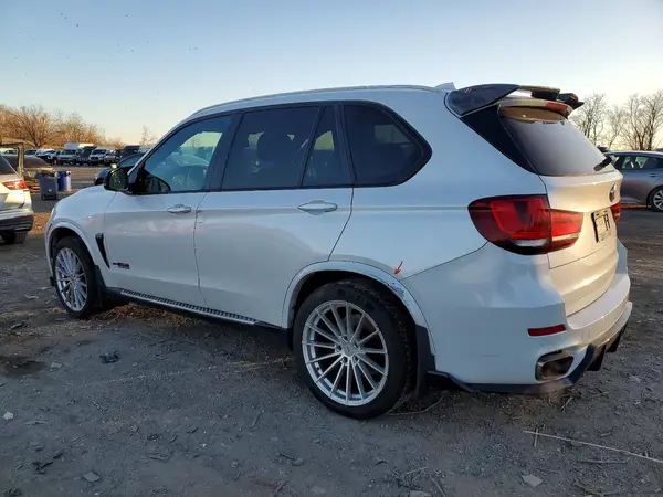 5UXKR6C57J0U14711 2018 BMW X5 - Image 2