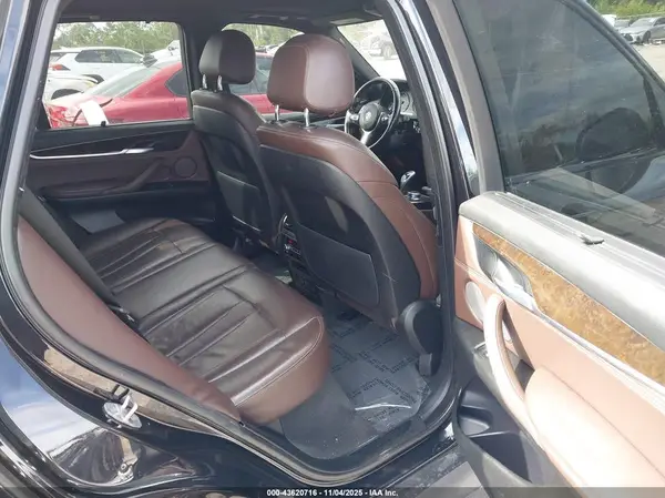 5UXKR6C57J0U15034 2018 BMW X5 - Image 8