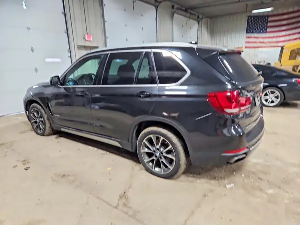 5UXKR6C57JL069663 2018 BMW X5 - Image 2