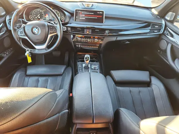 5UXKR6C58J0U14555 2018 BMW X5 - Image 8