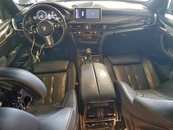 5UXKR6C58J0U15768 2018 BMW X5 - Image 8