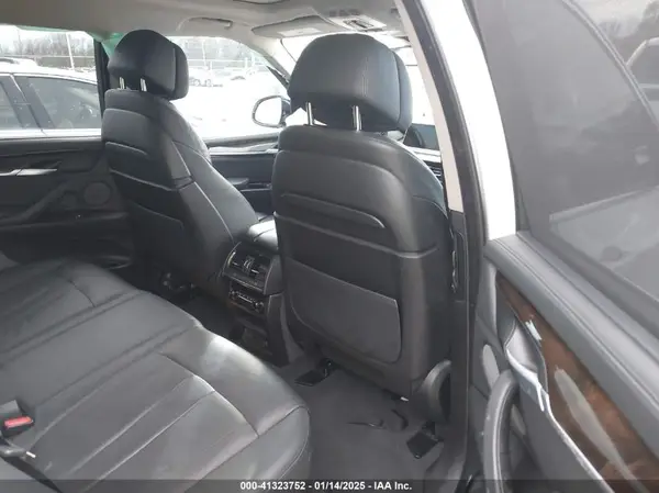 5UXKR6C59G0J82153 2016 BMW X5 - Image 8