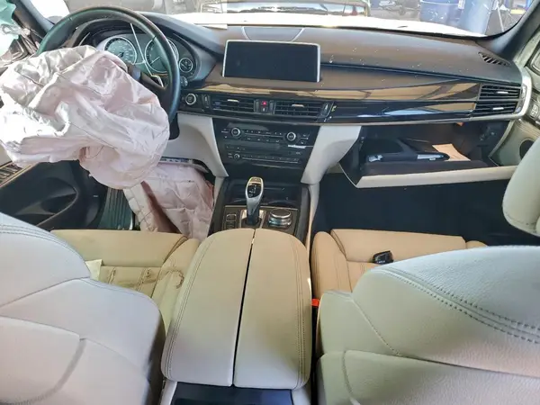 5UXKR6C59J0U14631 2018 BMW X5 - Image 8