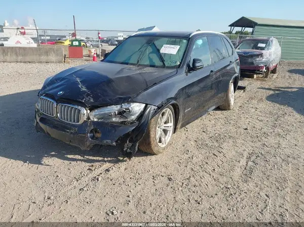 5UXKR6C59JL069826 2018 BMW X5 - Image 2