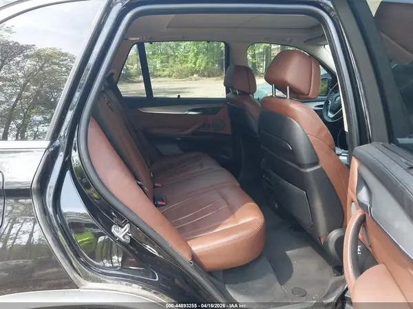 5UXKR6C5XG0J81027 2016 BMW X5 - Image 8