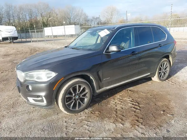 5UXKR6C5XG0J81447 2016 BMW X5 - Image 2