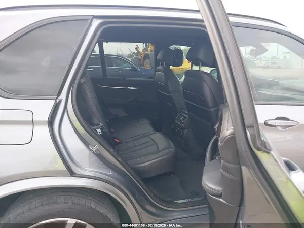 5UXKR6C5XG0J81576 2016 BMW X5 - Image 8