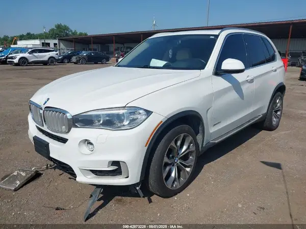 5UXKR6C5XG0J82467 2016 BMW X5 - Image 2