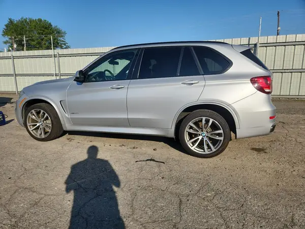 5UXKR6C5XH0J83992 2017 BMW X5 - Image 2