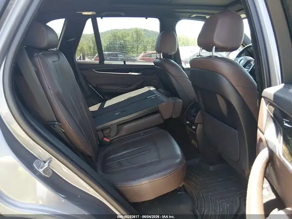 5UXKR6C5XH0J84740 2017 BMW X5 - Image 8