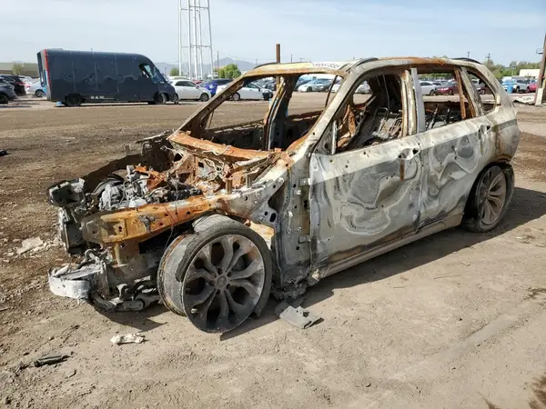 5UXKR6C5XJ0U14640 2018 BMW X5 - Image 1